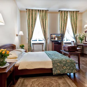Hotel Karmel, Krakau